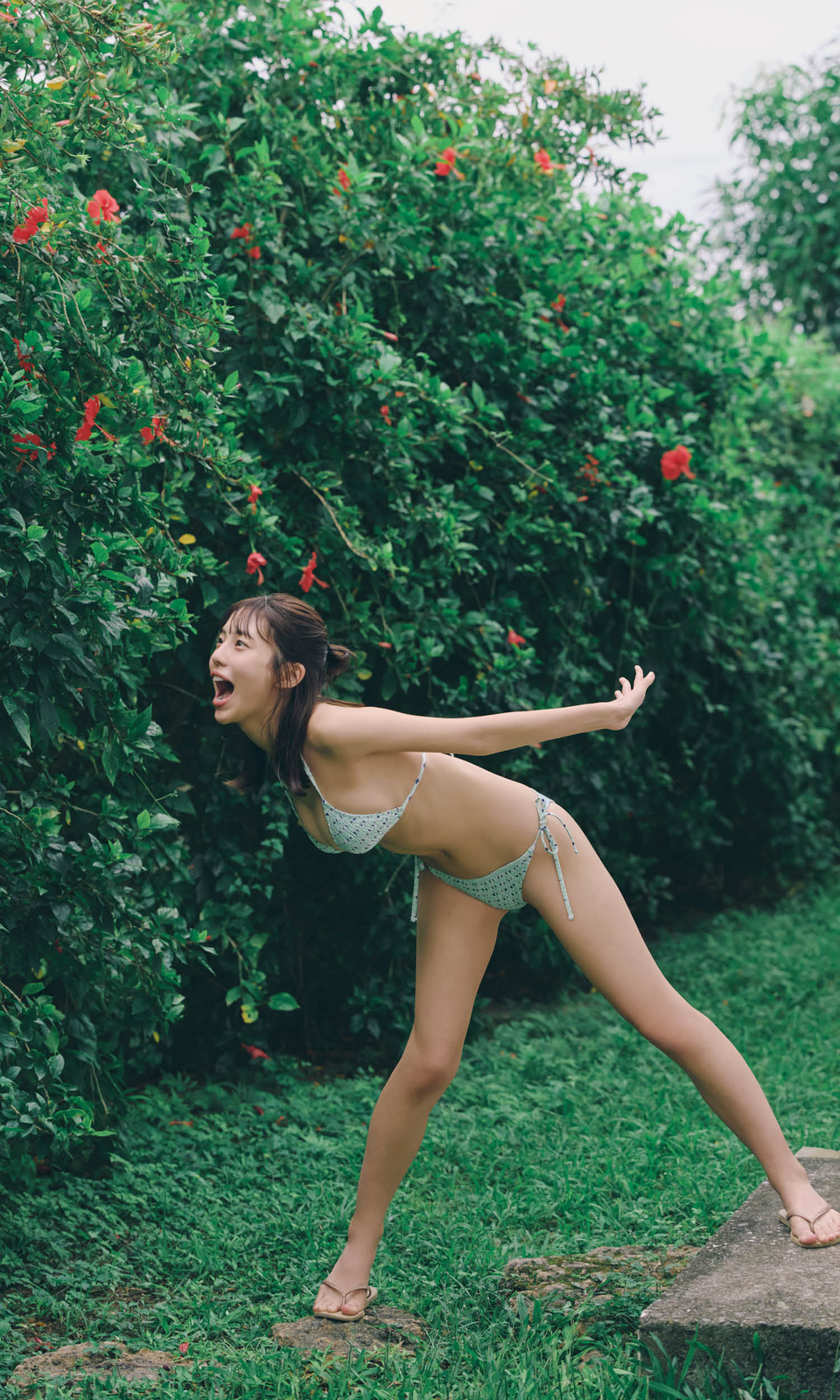 菊地姫奈水着画像