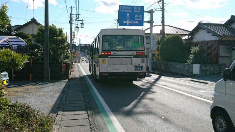 2016.12.23 井伊谷 (12) 井伊谷バス停 - 遠鉄バス 1600-900