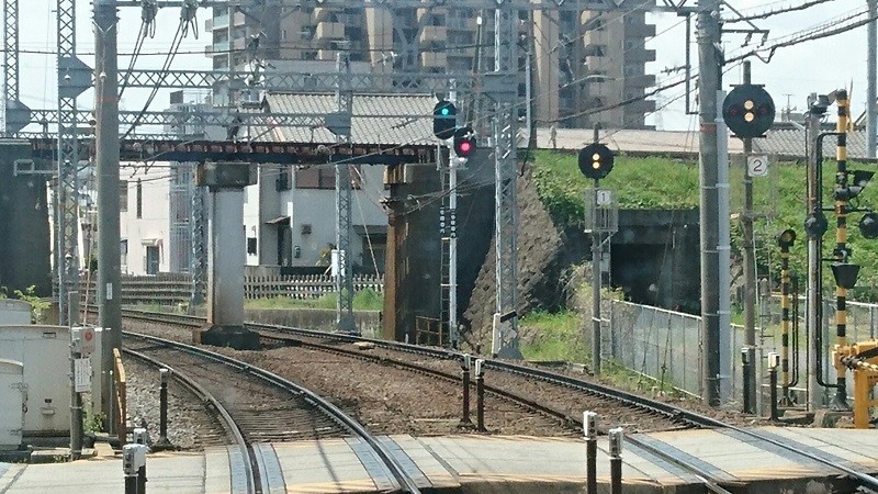 2017.4.25 近鉄 (27) 松阪いき急行 - 北勢線をくぐる 800-450