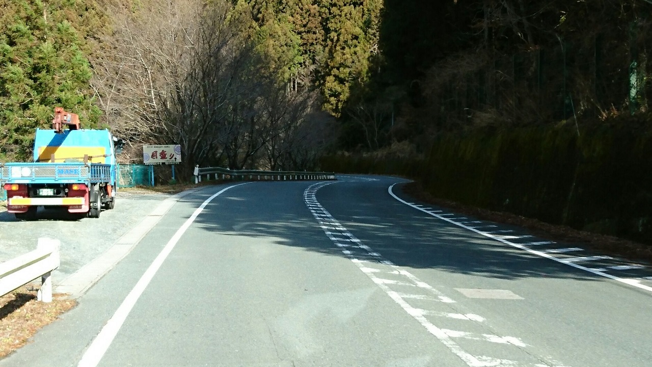 2018.1.11 みさくぼ (128) 北遠本線 - 湯の沢バス停 1280-720