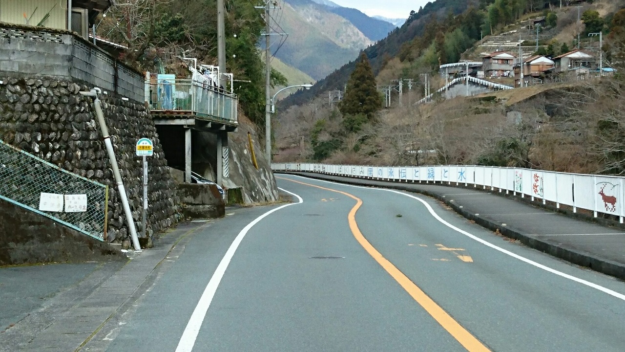 2018.1.11 みさくぼ (168) 北遠本線 - 水窪本町バス停 1280-720
