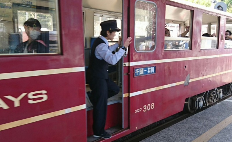 2018.3.28 かえり (31) 千頭 - 井川いき列車 1180-720