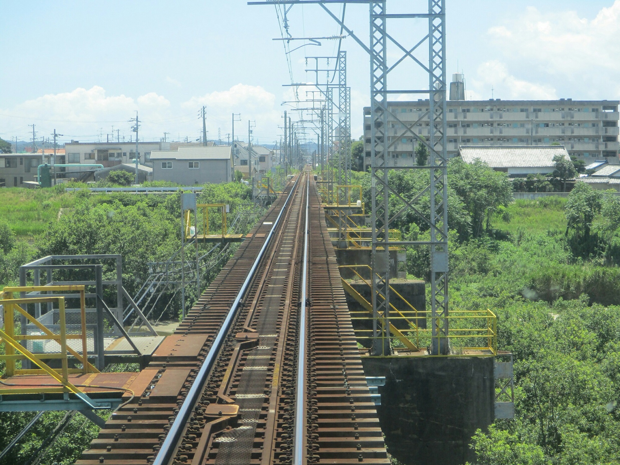 2018.7.20 (11) 西尾いきふつう - 矢作川をわたる 2000-1500