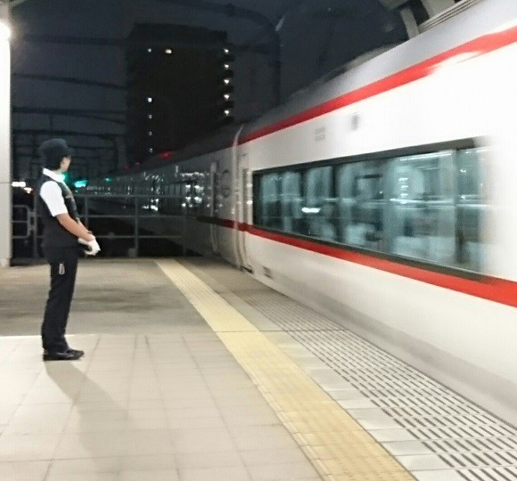 2018.9.6 (34) 鳴海 - 豊橋いき特急 580-540