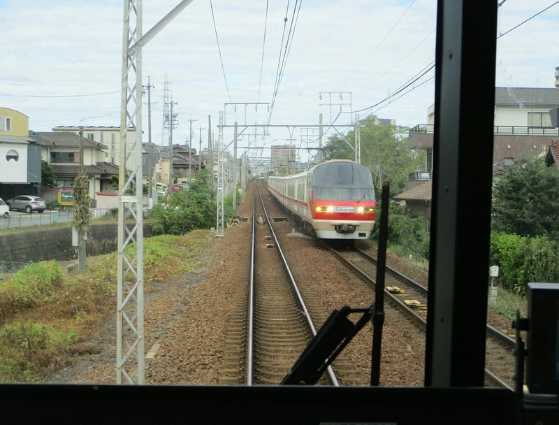2018.9.26  (3) 岐阜いき特急 - 前后すぎ（ふるい塗装のパノラマスーパー） 1580-1200