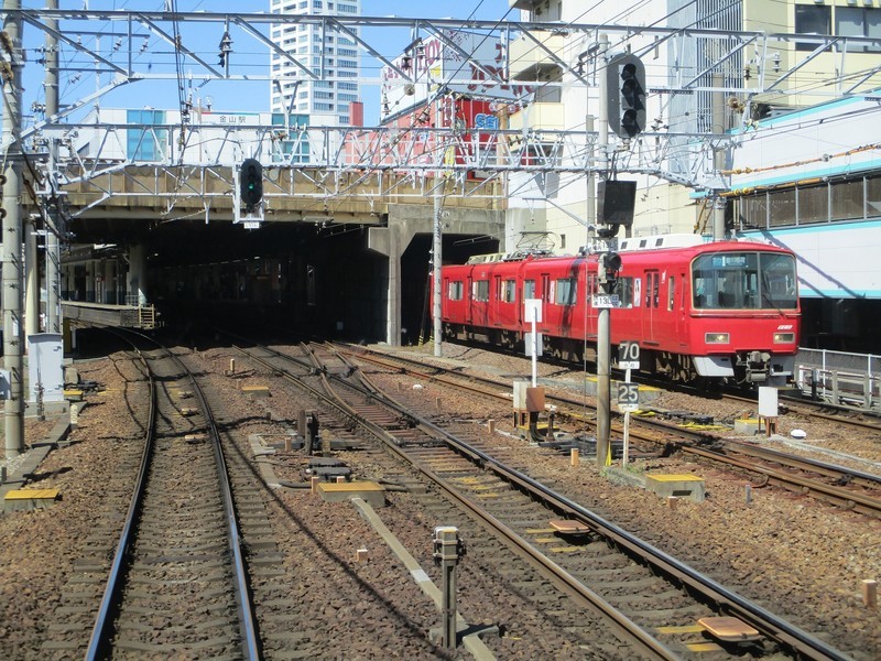 2018.9.28 (18) 岐阜いき特急 - 金山てまえ（豊川稲荷いき急行） 2000-1500