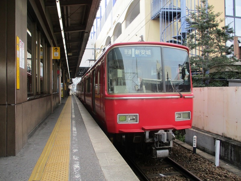 2018.11.12 (8) 東岡崎 - しんあんじょういきふつう 1600-1200