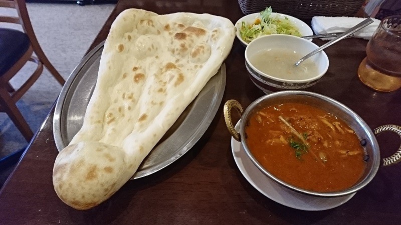 2018.11.14 (31い) ビシュヌ - ナンとカレー 800-450