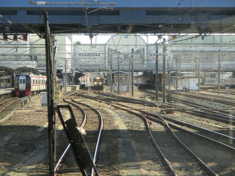 2018.12.14 (185) 豊橋いきワイドビュー伊那路2号 - 豊橋 2000-1500