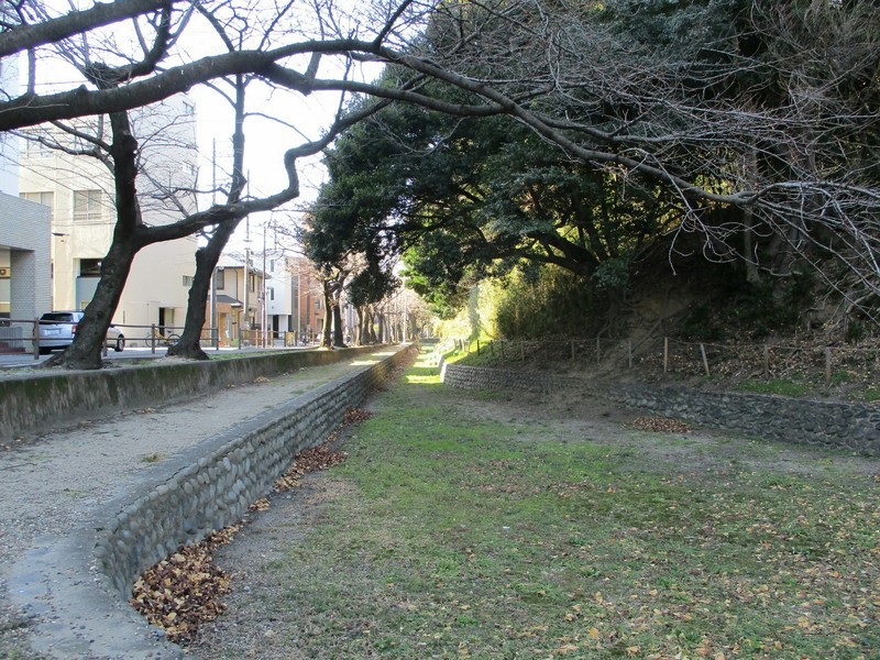 2019.1.16 (31) 断夫山古墳 - 東南かどからにしむき 2000-1500