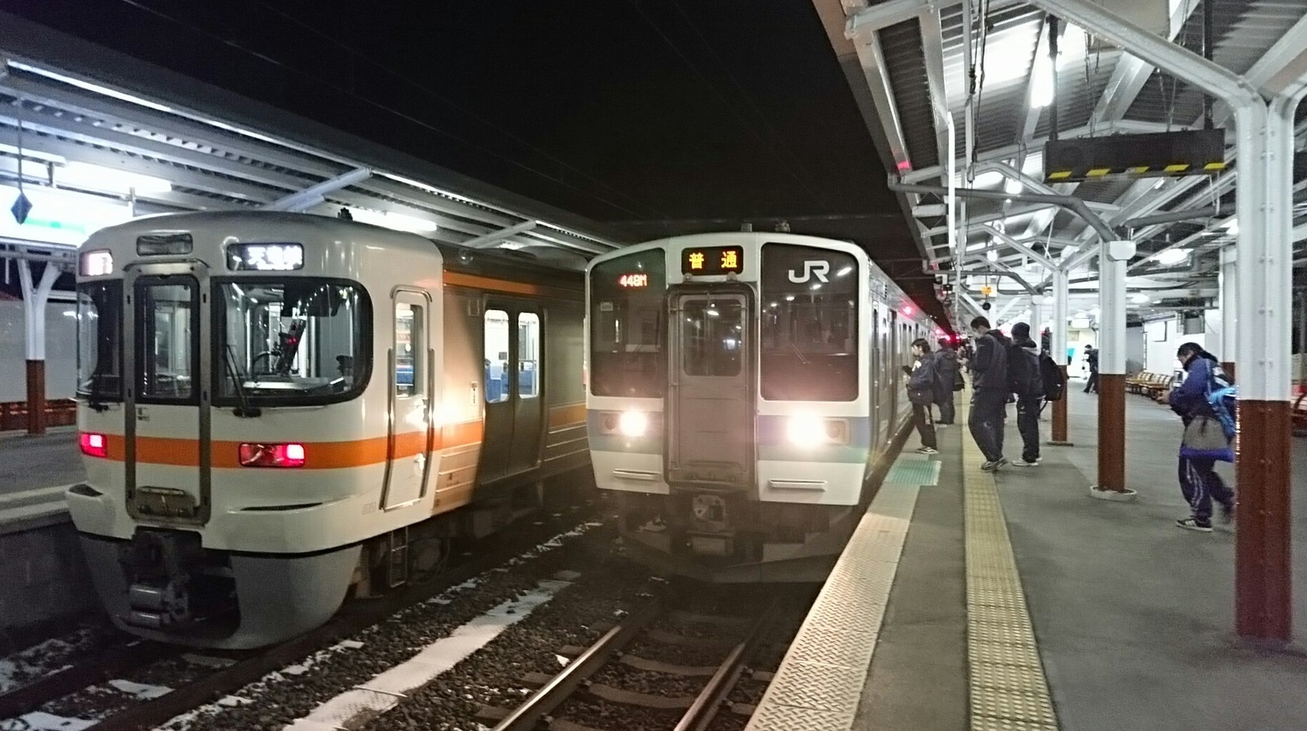 2019.1.24 (329) 岡谷 - 甲府いきふつう 1840-1030