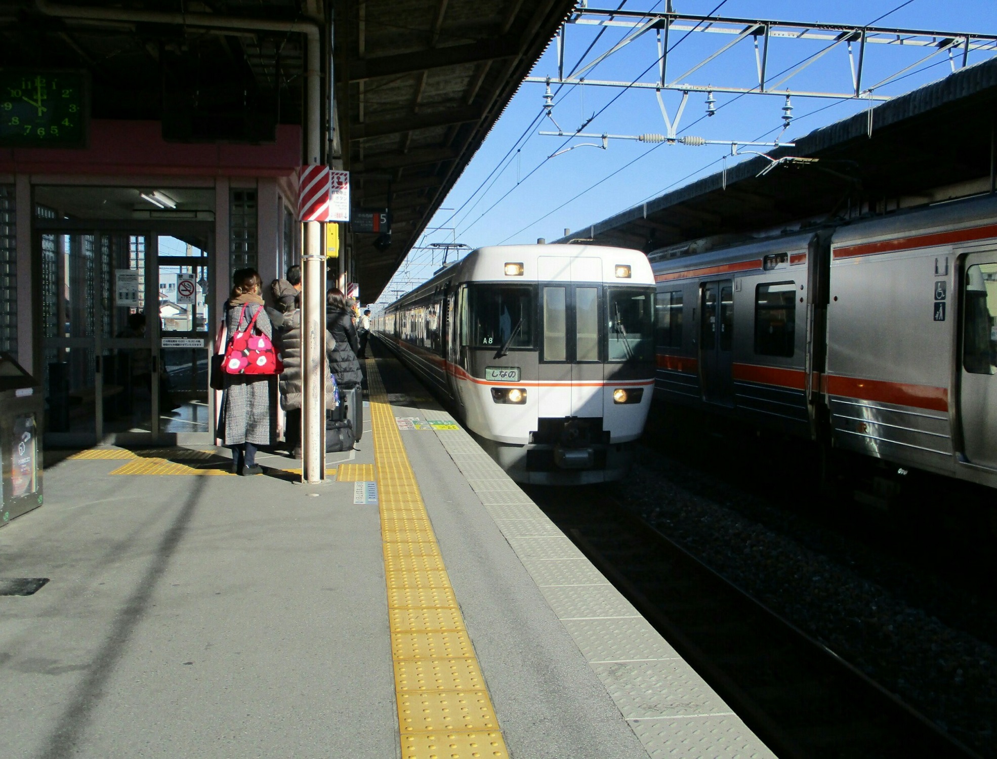 2019.1.25 (17) 塩尻 - 名古屋いきワイドビューしなの 1970-1500