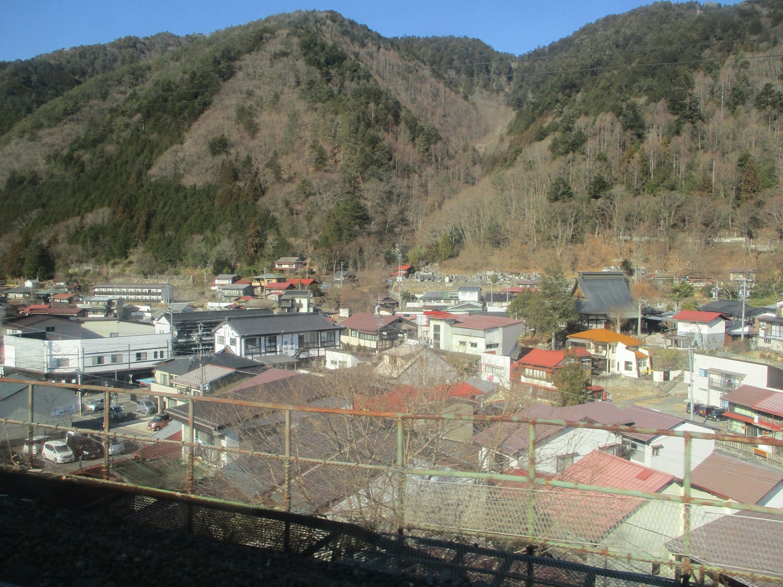 2019.1.25 (19) 名古屋いきワイドビューしなの - 木曽福島てまえ 1600-1200