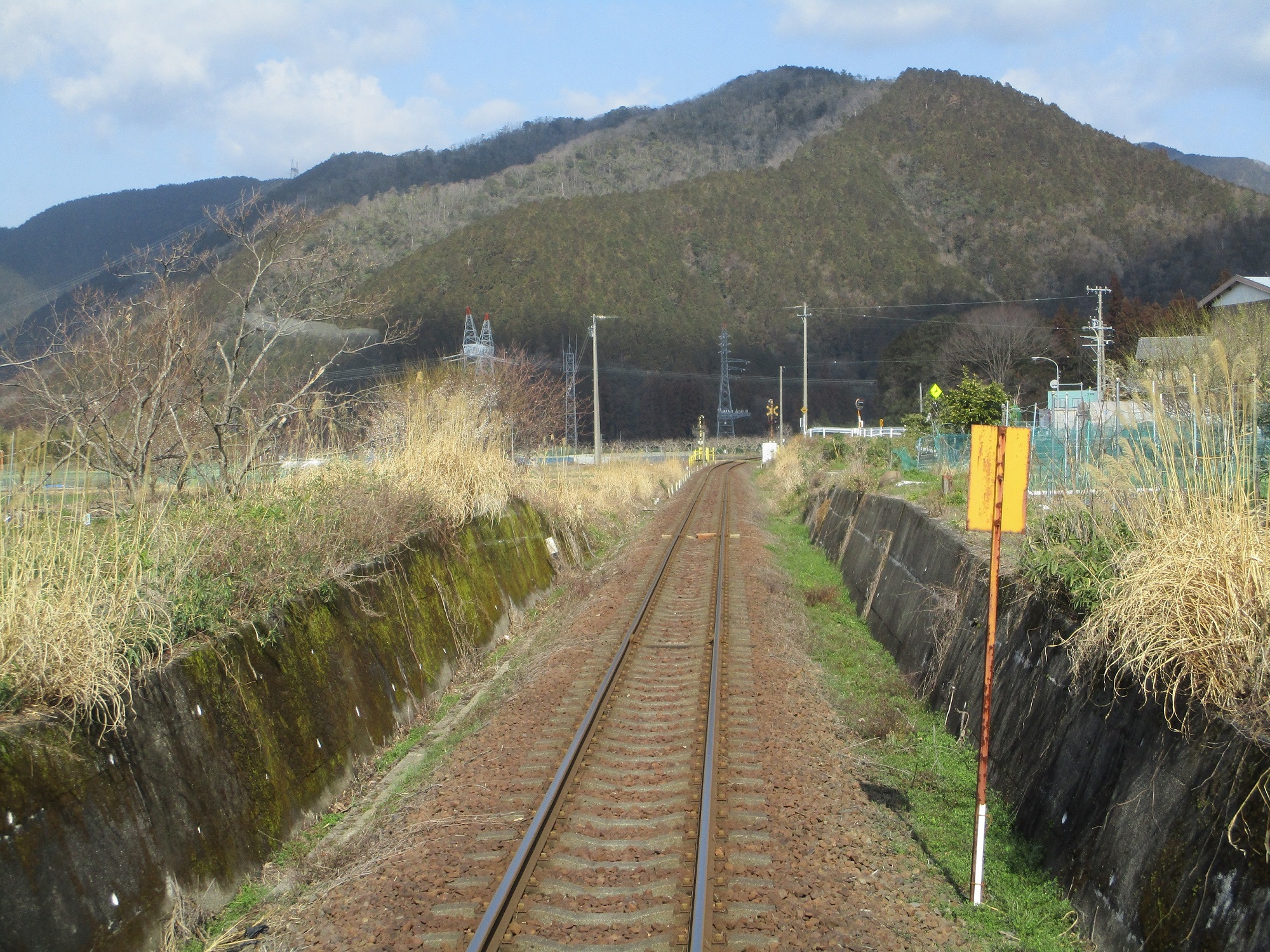 2019.3.1 (75) 樽見いきふつう - 神海高科間 2000-1500