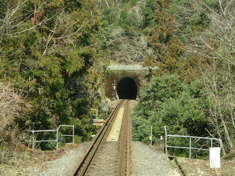 2019.3.1 (103) 樽見いきふつう - 高尾水鳥間(トンネル) 2000-1500