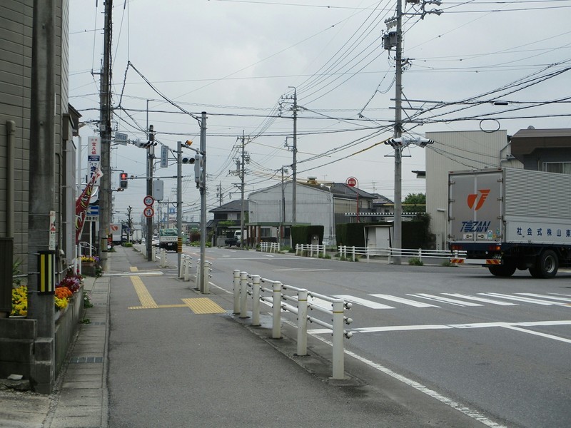2019.4.25 (51) 北野町高塚交差点（みなみむき） 1800-1350