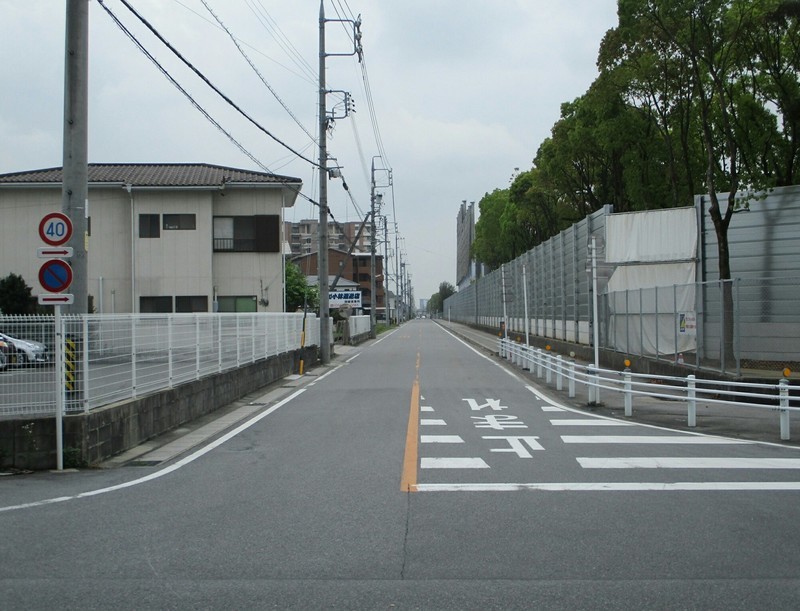 2019.4.25 (57) 三菱自動車岡崎工場 - 東北かど（みなみむき） 1570-1200