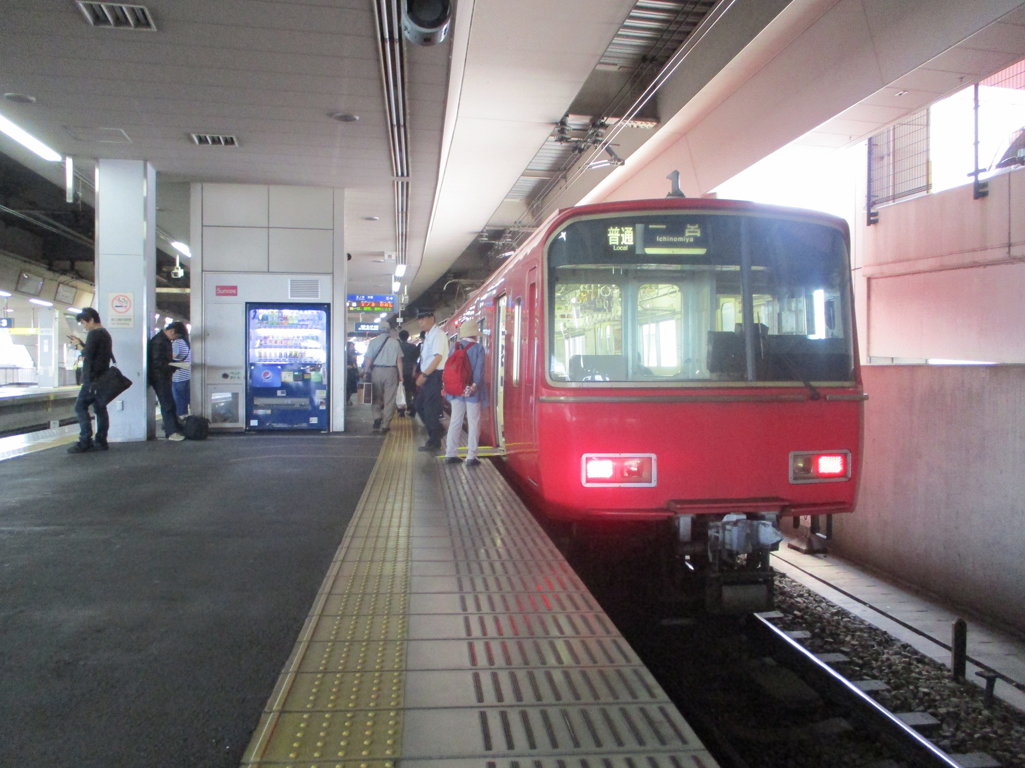 2019.6.20 (8) 一宮 - 一宮いきふつう 2000-1500