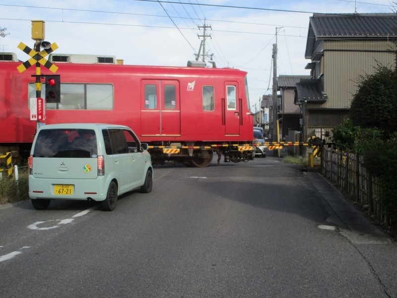 2019.10.23 (108) 奥町ふみきり - 一宮いきふつう 2000-1500