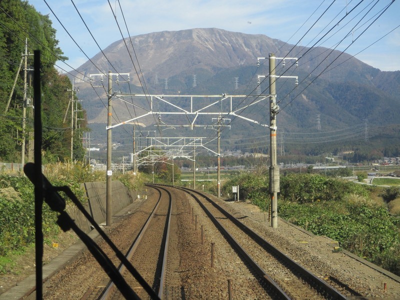 2019.11.7 (55) 米原いきふつう - 柏原近江長岡間（伊吹山） 2000-1500