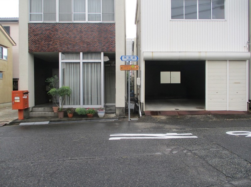 2019.11.11 (14) 岡崎城下27まがり - 「か」のみちしるべ 2000-1490