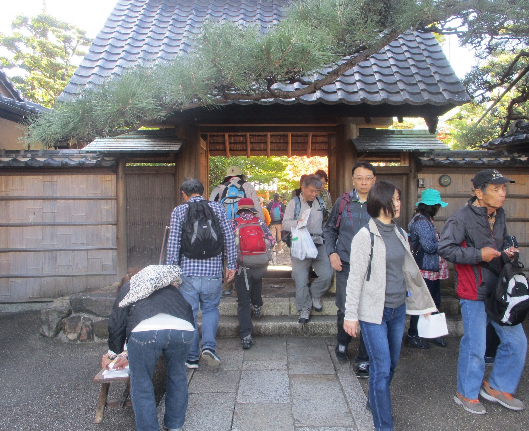 2019.11.17 (19) 青大悲寺 - 山門 1840-1500