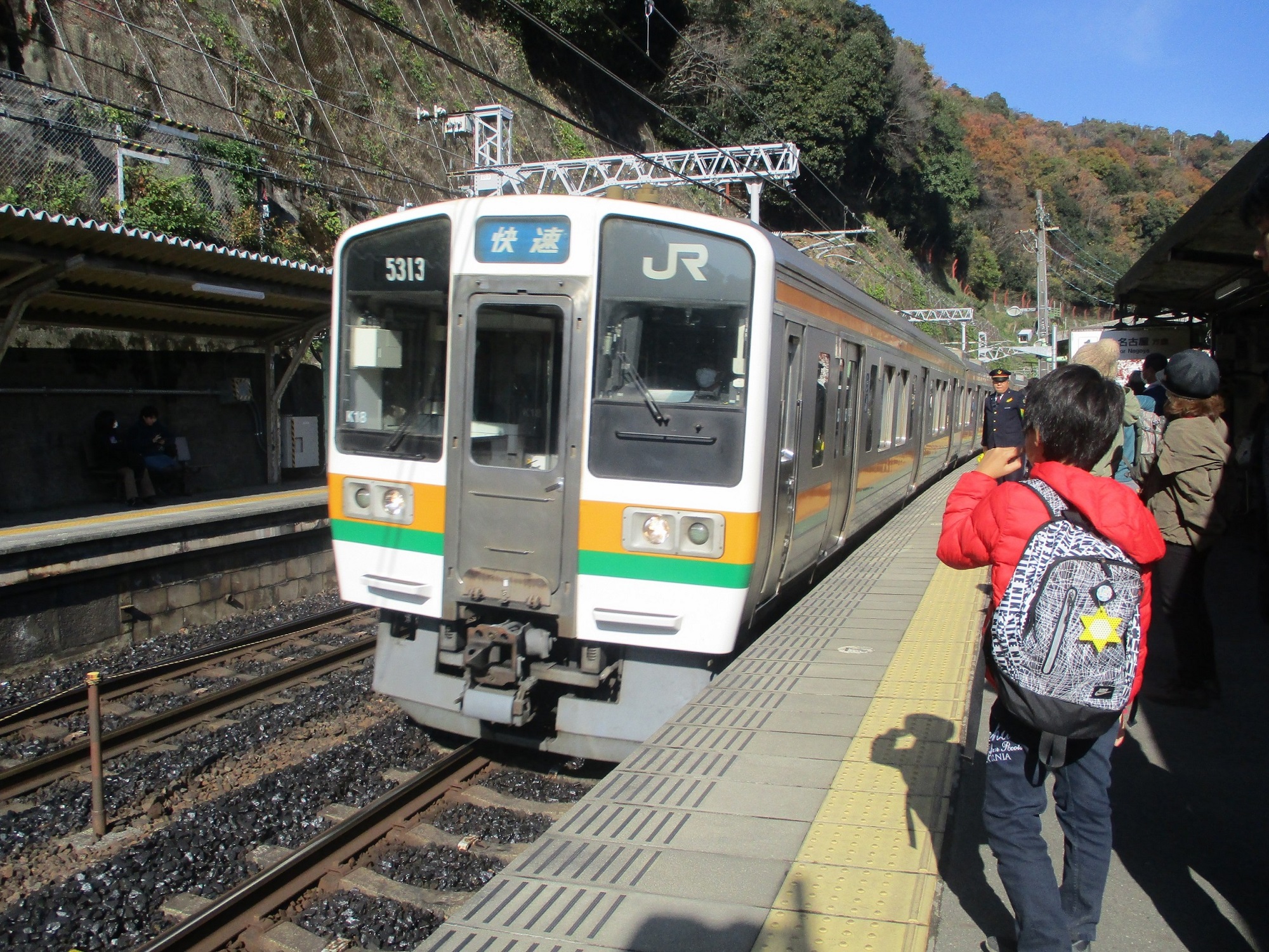 2019.12.1 (53) 定光寺 - 名古屋いき快速（臨時停車） 2000-1500