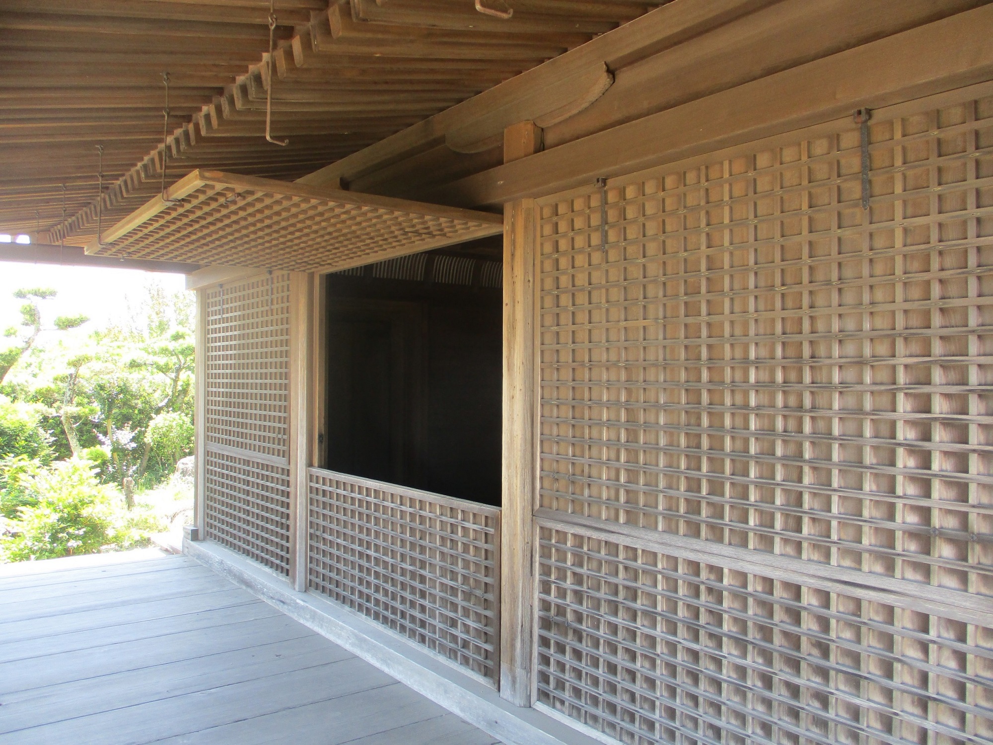 2020.5.29 (19) 金蓮寺弥陀堂 - 蔀戸 2000-1500