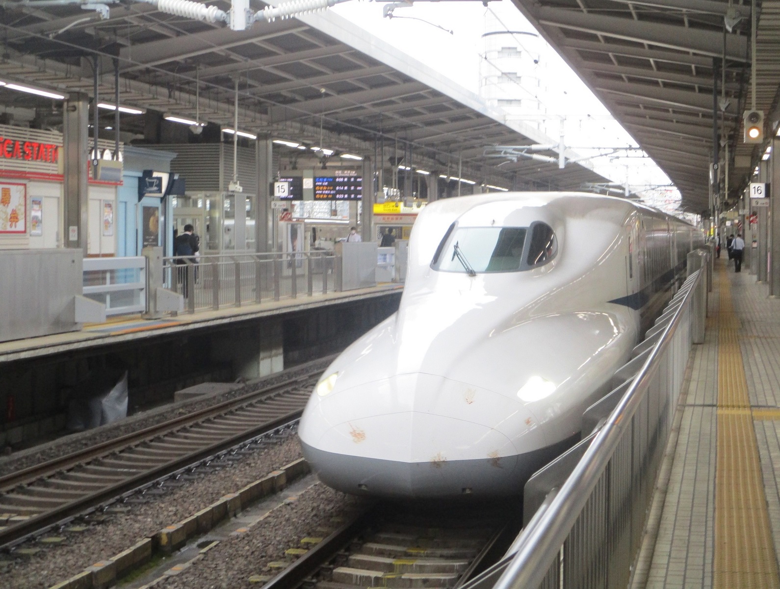 2020.7.1 (10) 名古屋 - 新大阪いきこだま765号 1590-1200