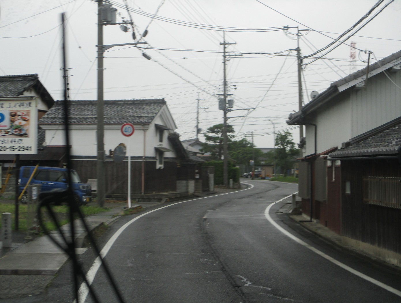 2020.7.1 (56) 北畑口いきバス - ガリ版伝承館バス停すぎ 1390-1050