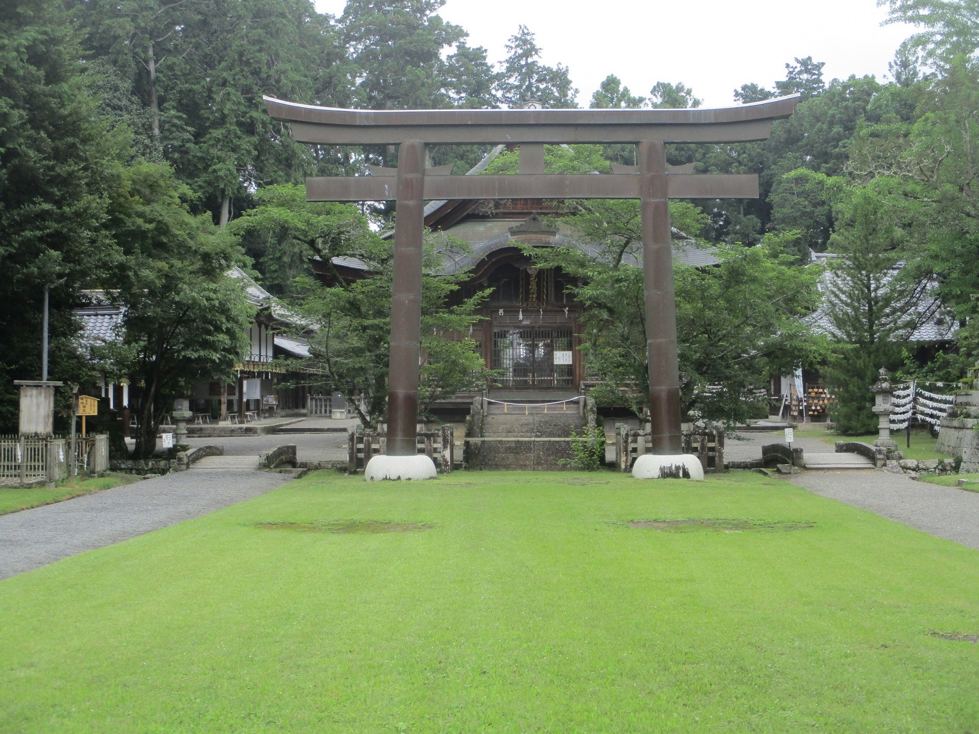 2020.7.1 (97) 馬見岡綿向神社 - とりい 2000-1500