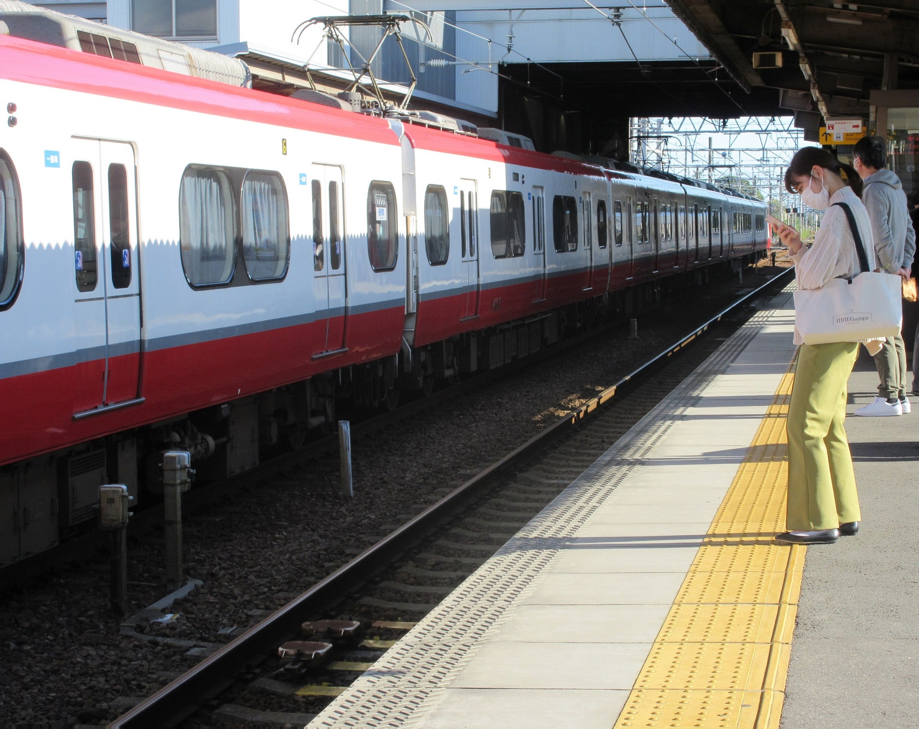 2020.10.21 (29) 国府 - 豊橋いき特急 1890-1500