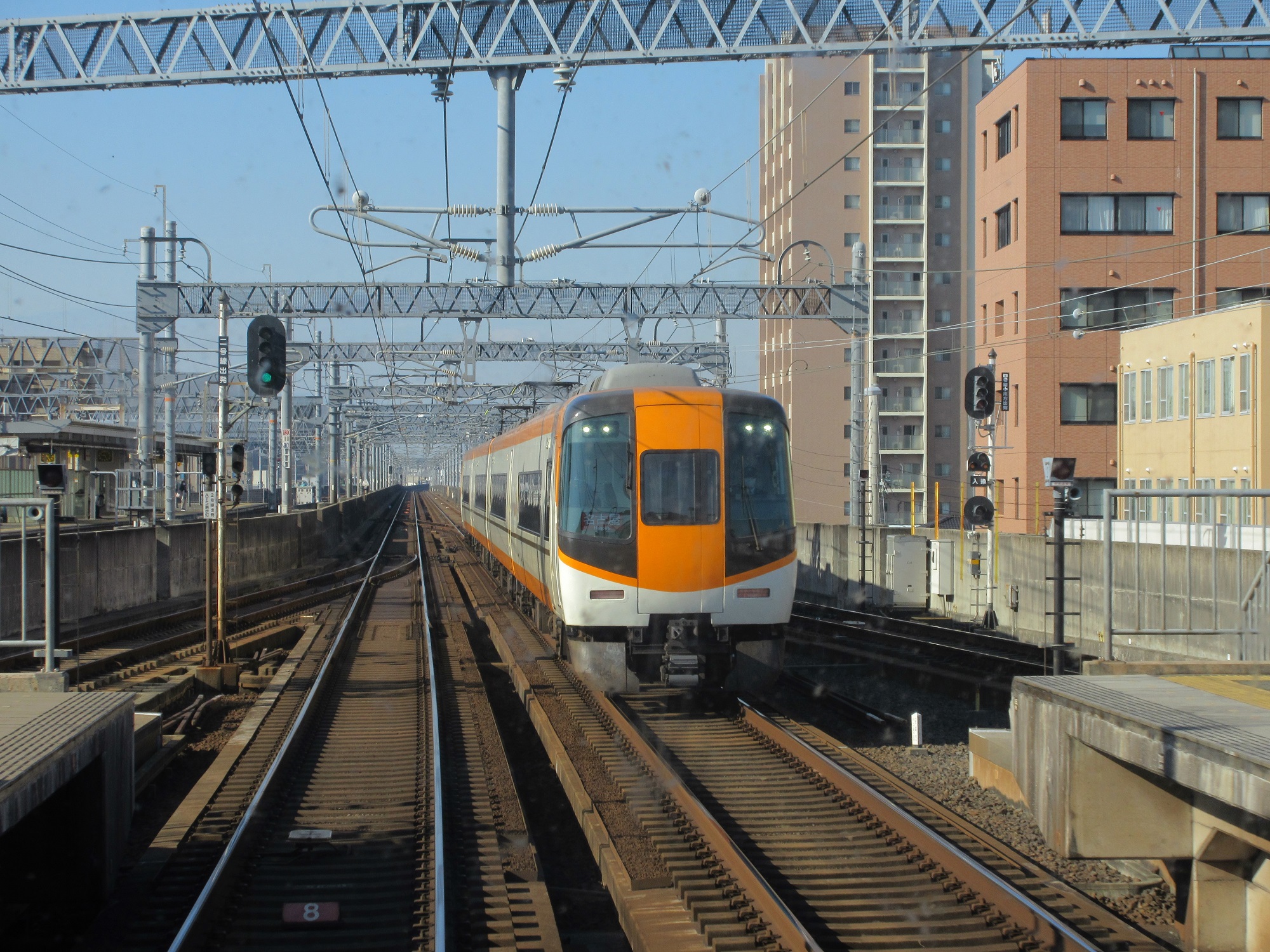 2020.11.13 (19) 松阪いき急行 - 八田(名古屋いき特急) 2000-1500