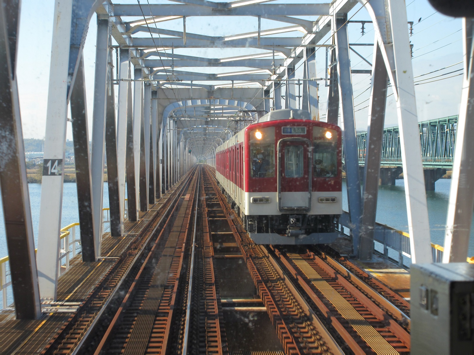 2020.11.13 (41) 松阪いき急行 - 長良川揖斐川鉄橋(名古屋いきふつう) 1600-1200