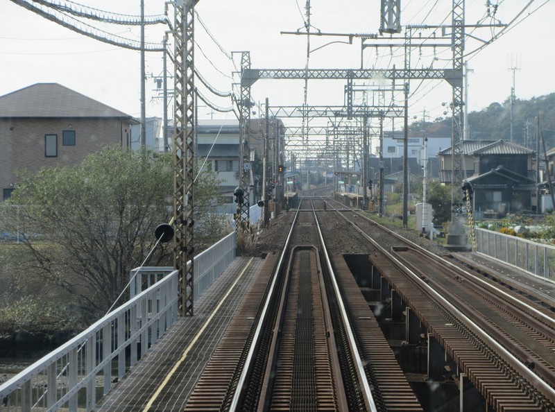 2020.11.13 (86) 松阪いき急行 - 金沢川をわたる 1590-1180