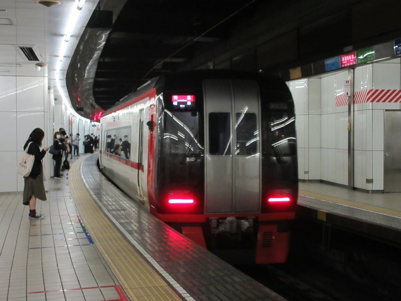 2020.11.19 (9) 名古屋 - 岐阜いき特急 1600-1200