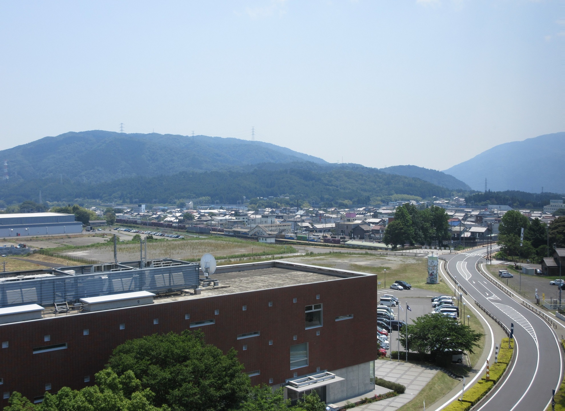 2021.6.10 (61) 記念館展望室 - みなみに関ケ原駅 1980-1440