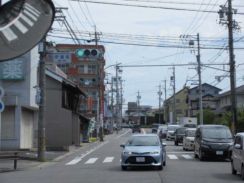 2021.7.27 (23) 大沼いきバス - 伊賀町交差点を右折 1600-1200