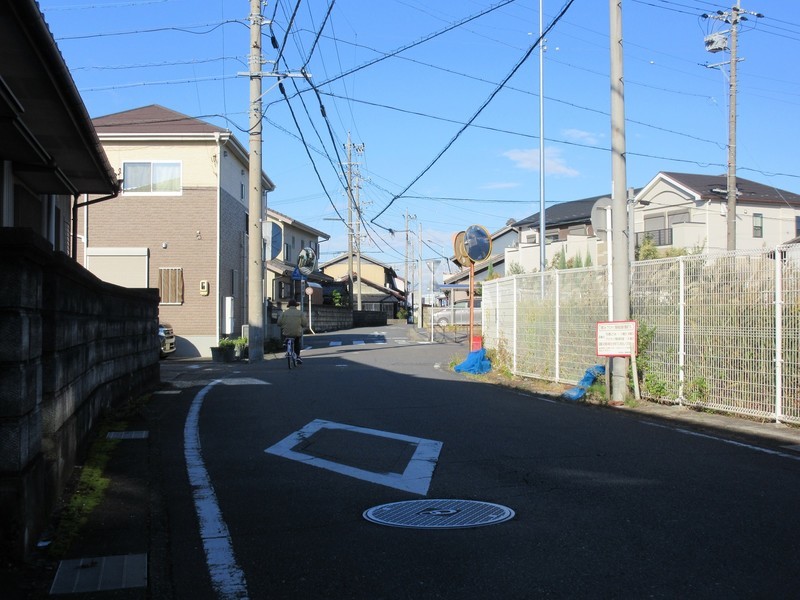 2021.11.11 (26) 美濃路（みのじ） - 市川房枝生家あと 1600-1200