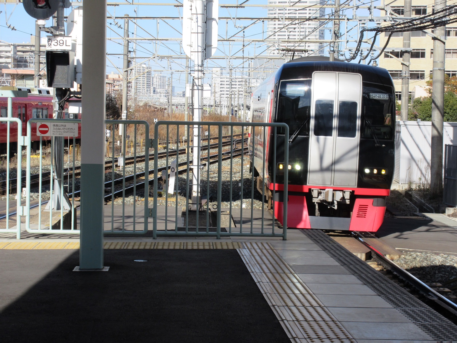 2022.1.2 (18) 神宮前（4番のりば） - 豊橋いき特急 1600-1200