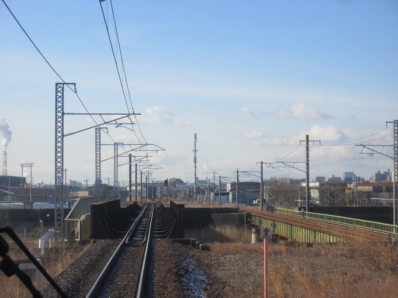 2022.2.18 (51) 亀山いきふつう - 海蔵川をわたる 1600-1200