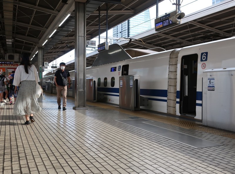 2022.8.11 (10) 名古屋 - 新大坂いきこだま号 1590-1180