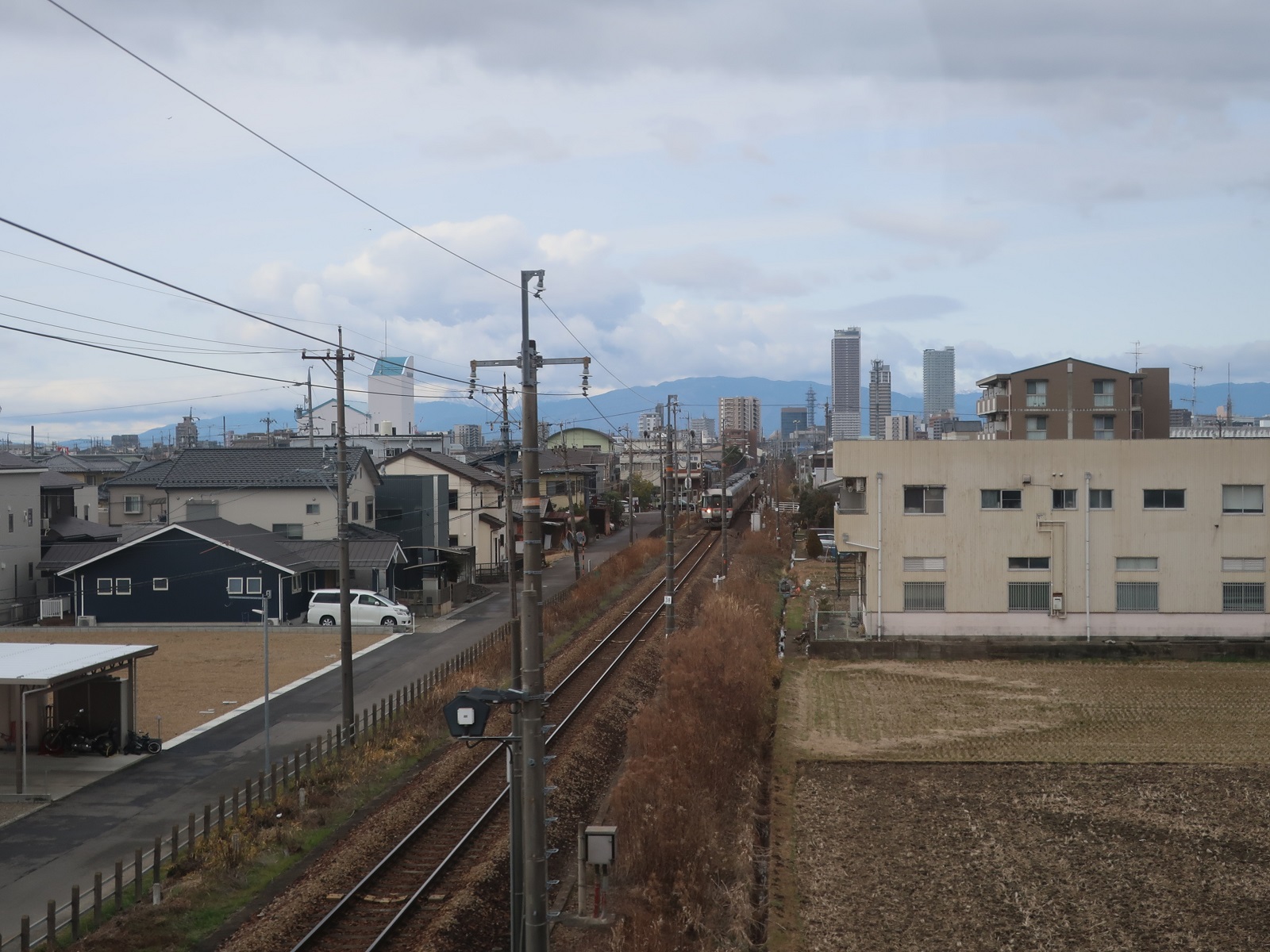 2023.1.16 (15) 岐阜いきふつう - 高山線ごえ(ワイドビューひだ) 1600-1200