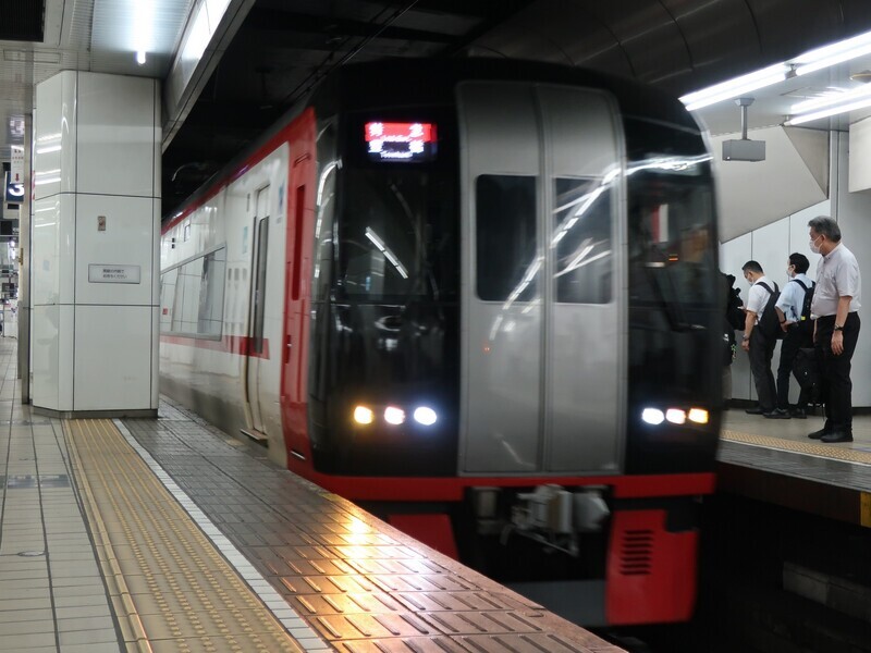 2023.7.3 (191) 名古屋 - 豊橋いき特急 1600-1200