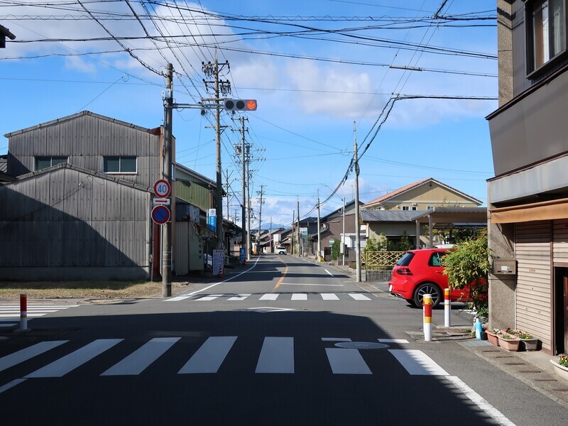 2023.11.13 (66) 稲葉宿 - 信号交差点（東町／西町） 2000-1500