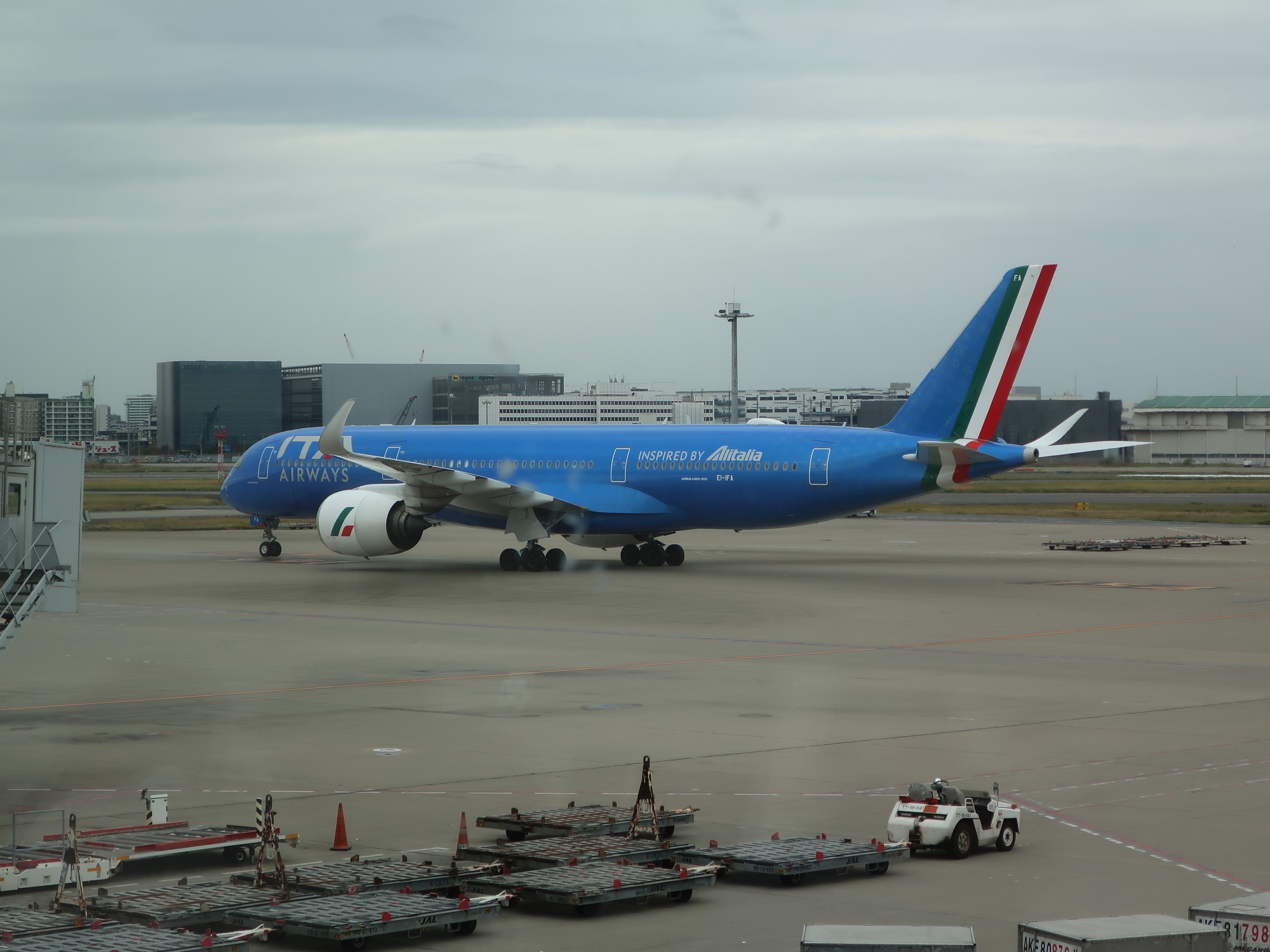 2025.11 (17) はねだ - ありたりあき 2000-1500