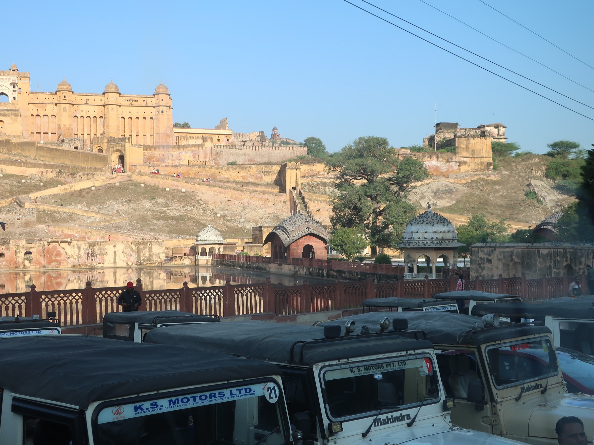 2025.11 (135) あんべーる - しろ 2000-1500