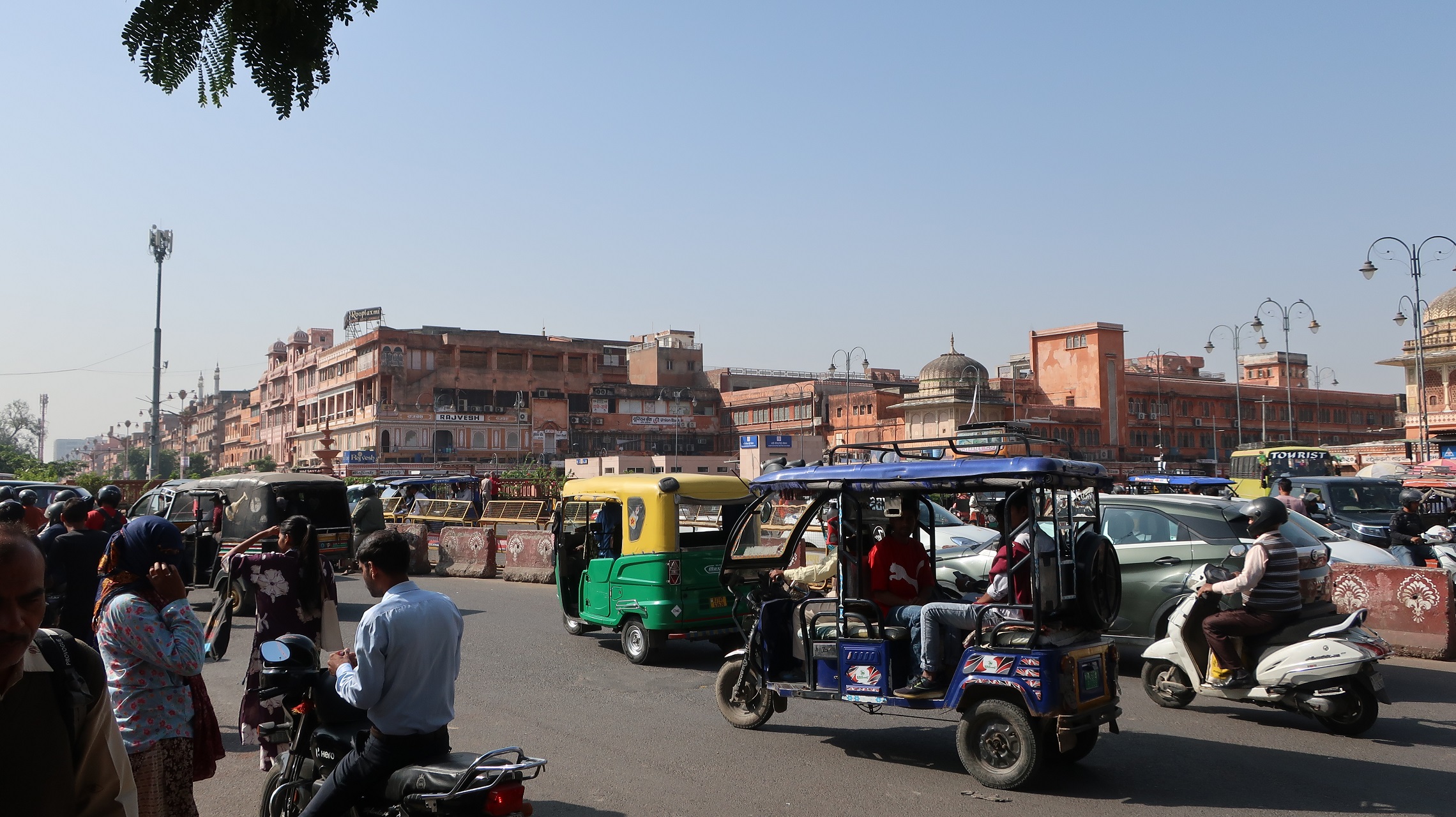 2025.11 (169) じゃいぷーる - おおろーたりー 2280-1280