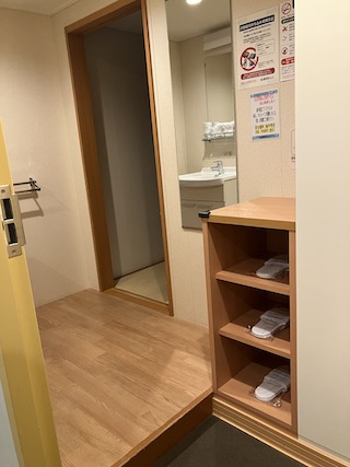 部屋の入口