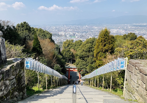 三の鳥居の階段